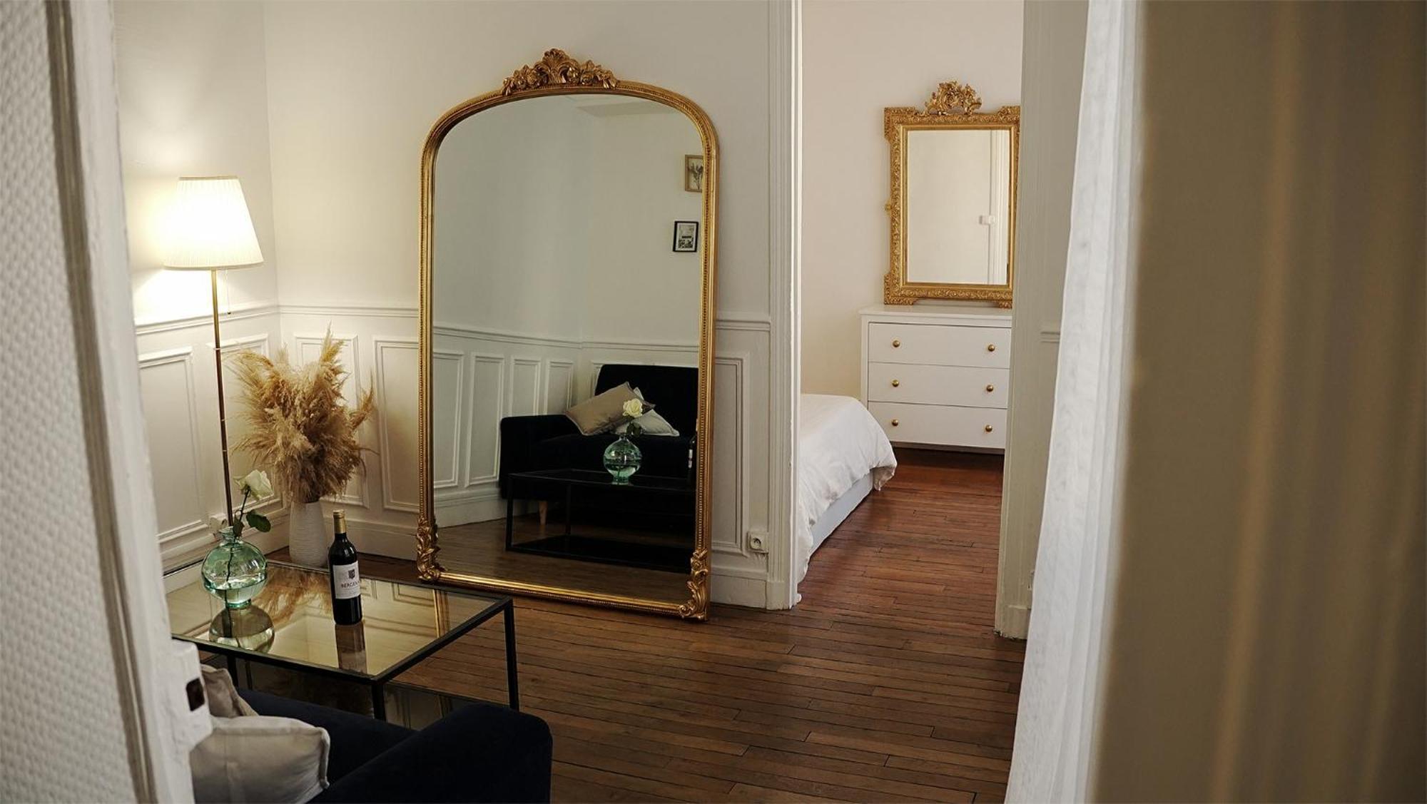 Magnifique Tour Eiffel / Rue Cler Appartement *